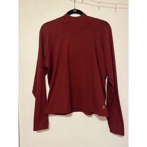 Burgundy Mountain Hardwear stretch hoodie